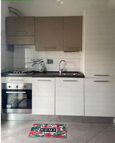 Ferienwohnung Dolcecasaleogiu Con Parcheggio Coperto Gratuito Vitinia Exterior foto